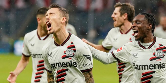 Bayer Leverkusen festigte mit dem Sieg bei 1899 Hoffenheim Platz eins in der Bundesliga. Bundesliga BAyer Leverkusen