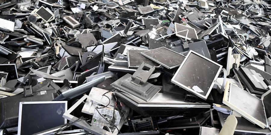 Wer ein elektronisches Gerät kauft und daran Mängel feststellt, soll nach dem Willen des Nationalrates bessere Rechte bekommen. (Themenbild)
