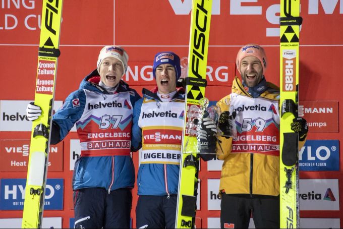 Das Podest beim Weltcup-Springen in Engelberg ist deutschsprachig. Podest