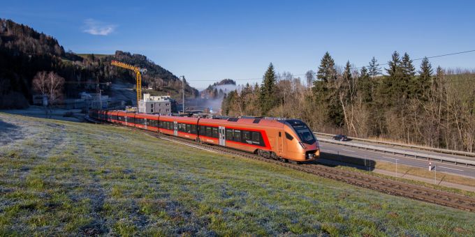 Ein Traverso auf dem heute einspurigen Abschnitt oberhalb von Schindellegi. Traverso SOB