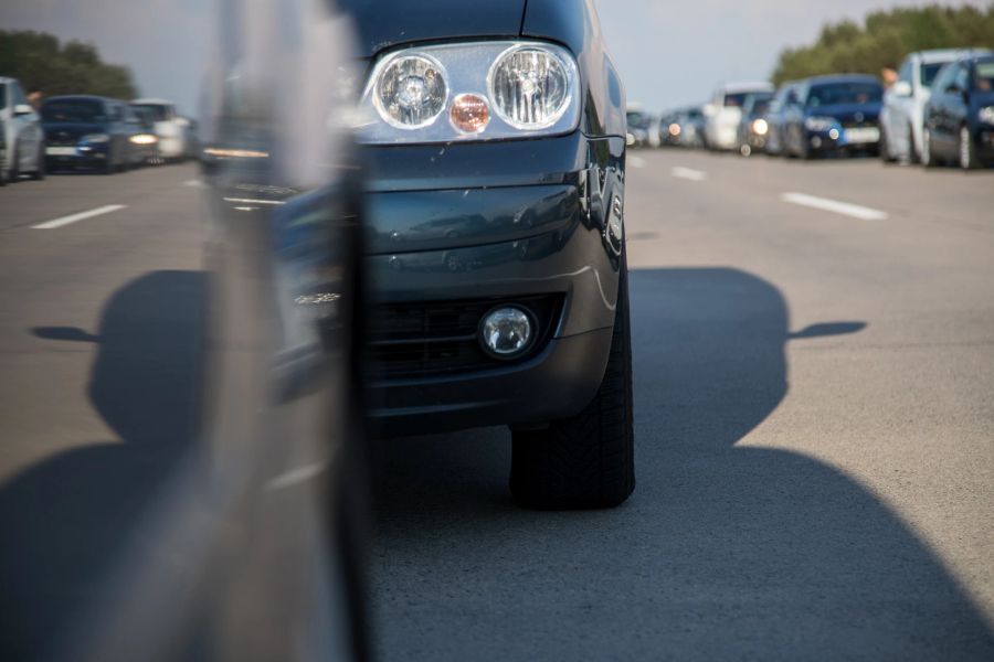 Autobahn Autos Schlange Rettungsgasse