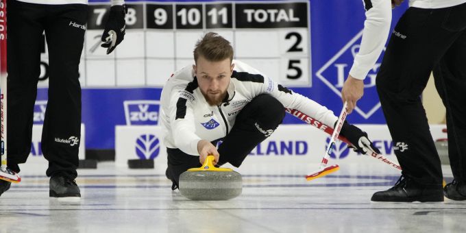 Curling - Yannick Schwaller tut sich mit Genfern zusammen