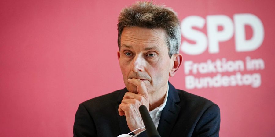 «Putins Regierung muss isoliert werden»: SPD-Fraktionschef Mützenich fordert Bündnisse gegen Russland.