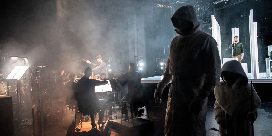 Das Staatstheater Hannover bringt die Oper «Der Mordfall Halit Yozgat» von Ben Frost auf die Bühne.