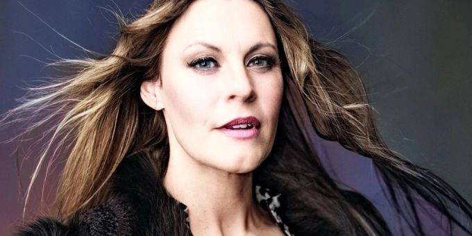 Floor Jansen ist verheiratet und hat eine Tochter. floor Jansen