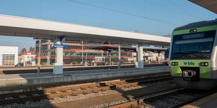 Der Bahnhof Langenthal BLS Bahn.