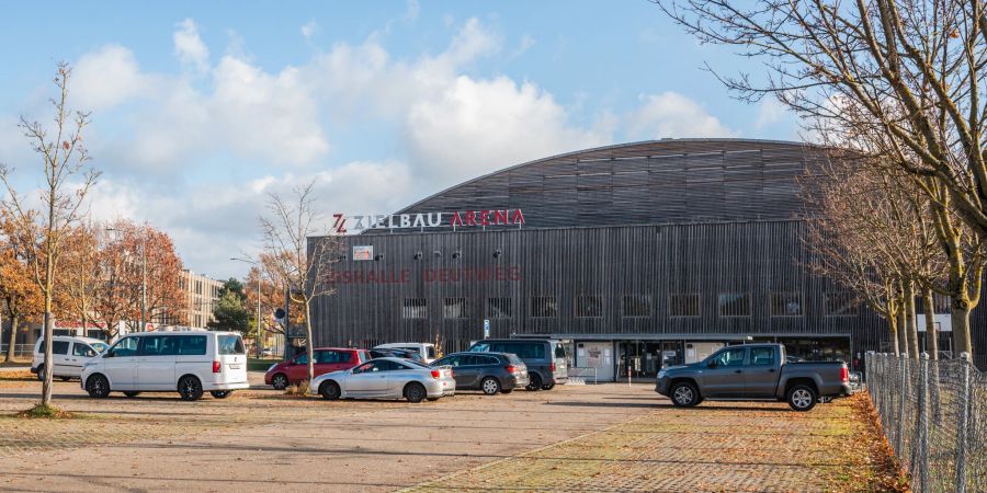 Die Eis- und Eventhalle Zielbau Arena in Winterthur.