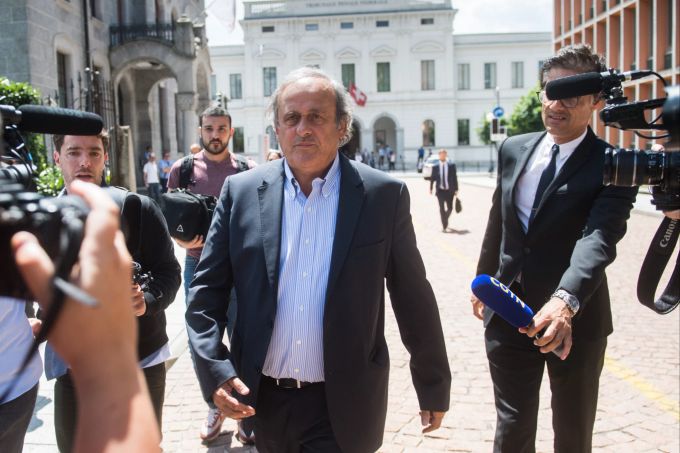 In Bellinzona müssen Michel Platini und Sepp Blatter zum Prozess antraben. Michel Platini Sepp Blatter