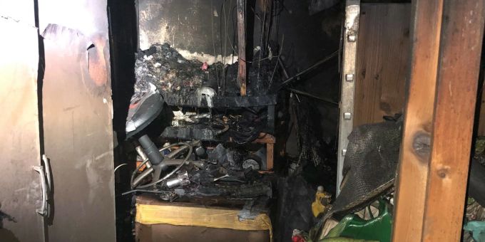 Bei dem Brand entstand ein Sachschaden von rund 100'000 Franken. Brand