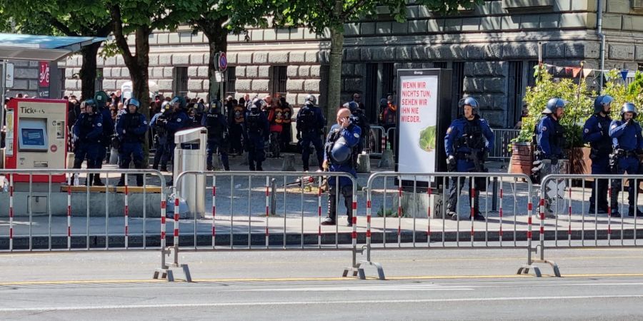 Viele Rocker reisten nach Bern, um ihre Gang-Kollegen beim Prozess zu unterstützen.