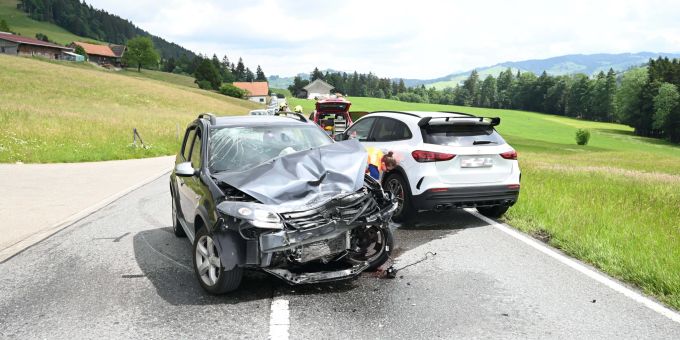 Ricken: Frontalkollision fordert Verletzte Ricken: Frontalkollision fordert Verletzte