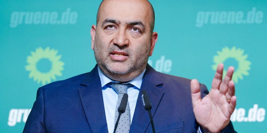 Omid Nouripour, Bundesvorsitzender von Bündnis 90/Die Grünen, bei einer Pressekonferenz in Berlin.