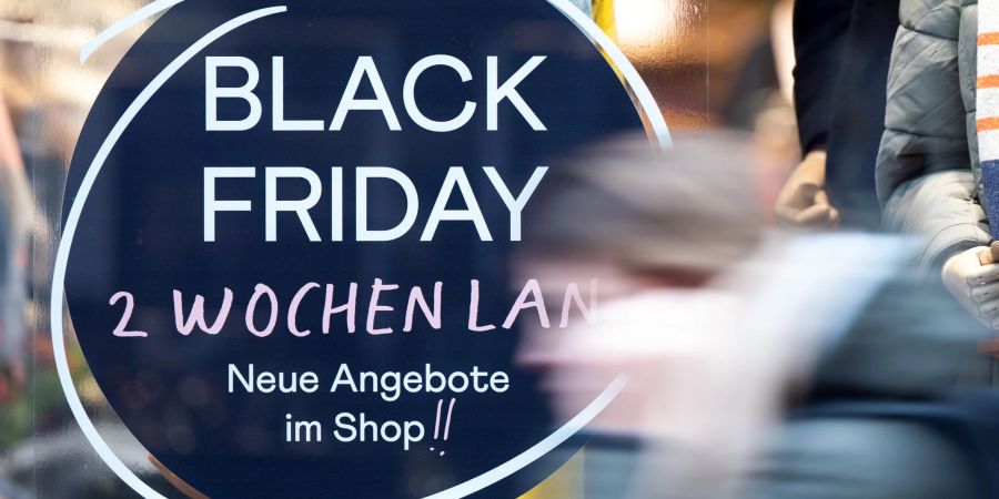 Am Black Friday wollen die Verbraucher im Durchschnitt 289 Euro ausgeben, so eine Umfrage.