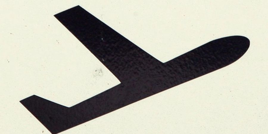 In der Umgebung von Flughäfen gibt es in der Regel Verkehrsschilder, die zu ihnen hinführen. In Wales weist ein Schild jedoch zu einem Flughafen, den es gar nicht gibt.