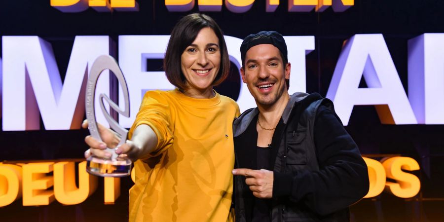 Die besten Comedians Deutschlands - Nico Stank und Olga Stetsenko. Für den «bewegendsten Auftritt des Jahres» ist eine Stand-up-Komikerin aus der Ukraine mit dem Deutschen Comedypreis ausgezeichnet worden.