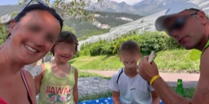 Die Familie vor dem Flugshow-Crash in Turin. Turin