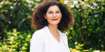Tina Müller.