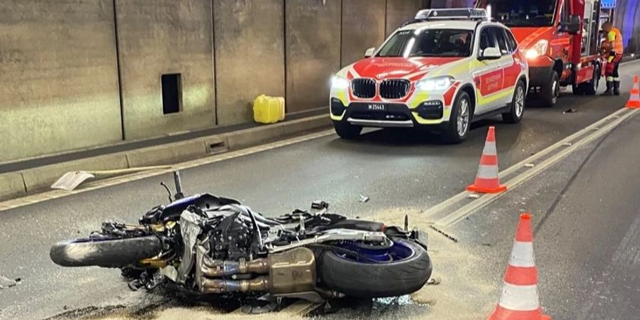 Verkehrsunfall im Gotthard-Strassentunnel.