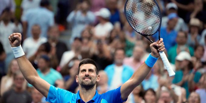 Novak Djokovic jubelt nach seinem Sieg. Novak Djokovic jubelt nach seinem Sieg.