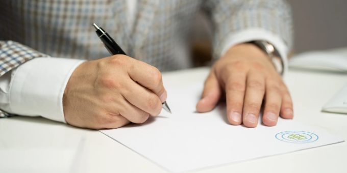 Nach neuester Analyse kommen allein die Förderstiftungen unter eidgenössischer Aufsicht auf eine jährliche Ausschüttung von 4,6 Milliarden Franken. (Symbolbild) Förderstiftungen