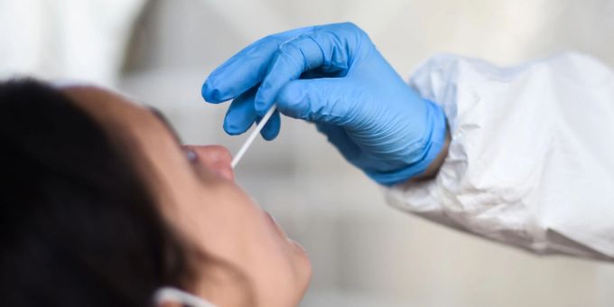 Die Gesundheitsämter melden dem RKI binnen eines Tages 252.026 Neuinfektionen. Die Gesundheitsämter melden dem RKI binnen eines Tages 252.026 Neuinfektionen.