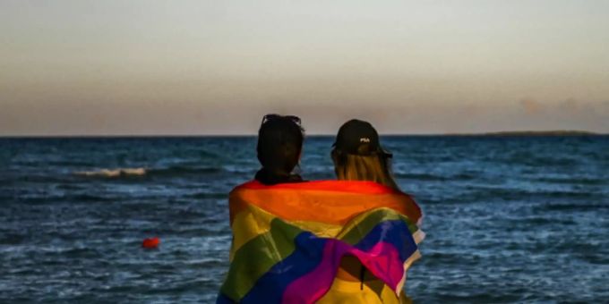 Regenbogenflagge der LGBTQI-Bewegung Regenbogenflagge der LGBTQI-Bewegung