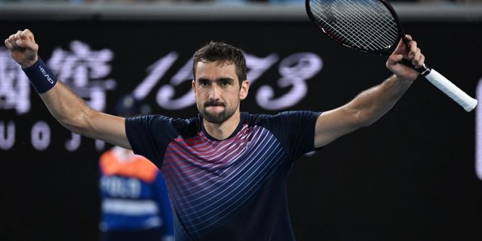 Der kroatische Tennisspieler Marin Cilic feiert seinen Sieg über Andrey Rublev beim Australien Open. Foto: Dean Lewins/AAP/dpa cilic rublev