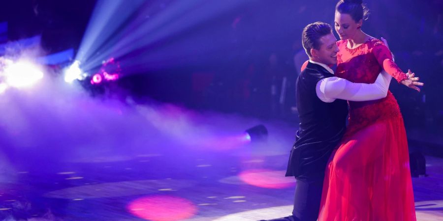 Politikerin Caroline Bosbach und Profitänzer Valentin Lusin bei ihrem Auftritt in der RTL-Tanzshow «Let's Dance».