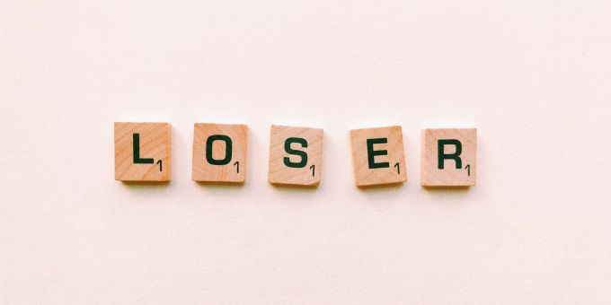 Selbstwertdienliches Denken macht aus Ihnen einen Karriere-Verlierer. Selbstwertdienliches Denken Verlierer Karriere