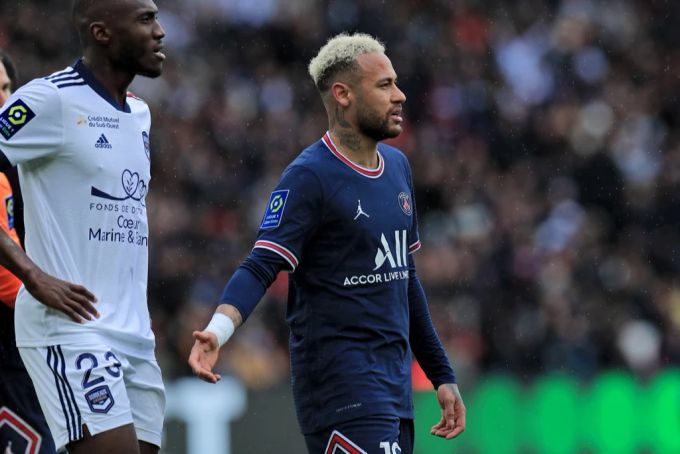 Neymar trifft – und wird trotzdem ausgepfiffen. Neymar
