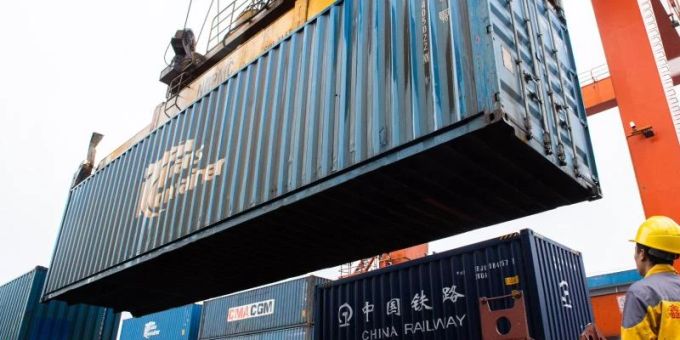 Peking - Chinas Aussenhandel wächst langsamer