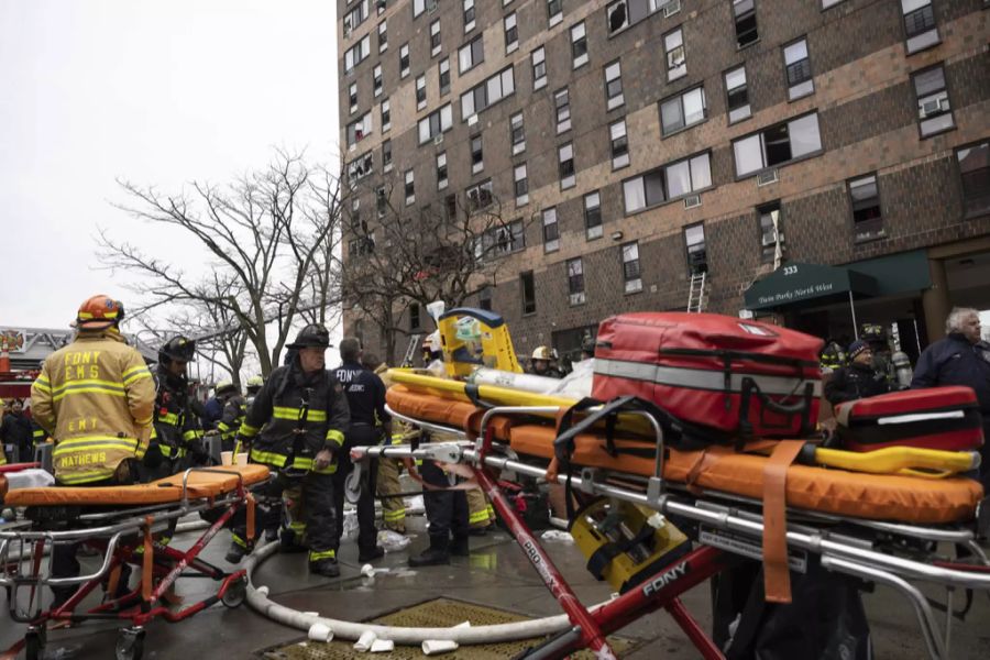 Bei dem Wohnhausbrand in der Bronx starben 19 Menschen.