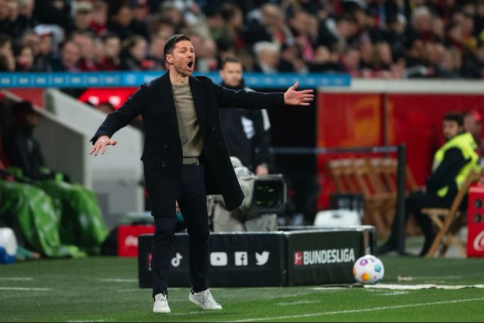 Landet Xabi Alonso im Sommer bei Bayern München? Bayern München