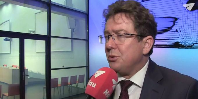 Personenfreizügigkeit - SVP lanciert Begrenzungsinitiative