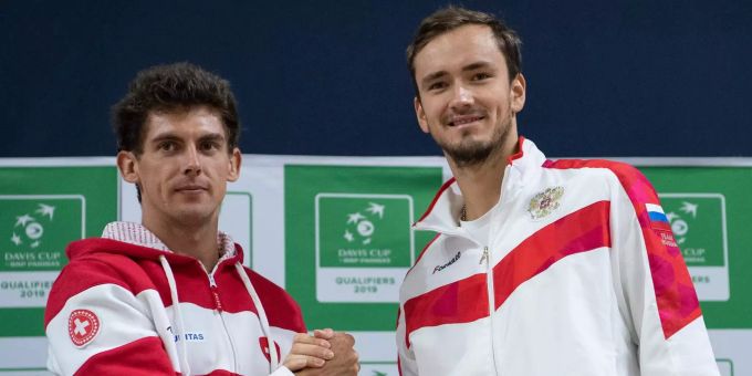 Henri Laaksonen und Daniil Medwedew eröffnen den Davis Cup. Henri Laaksonen und Daniil Medwedew.