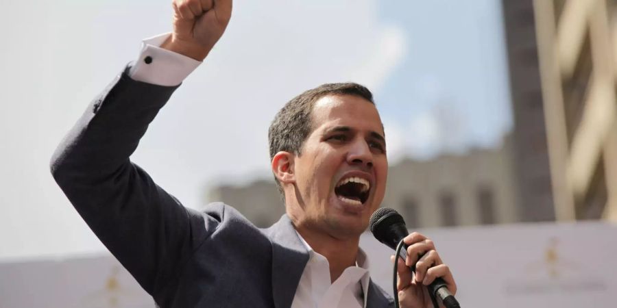 Juan Guaido, Präsident der venezolanischen Nationalversammlung, hält e