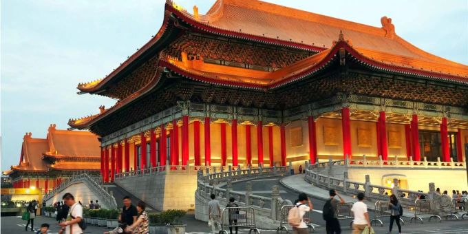 Die Insel Taiwan wird nur noch von 18 Ländern anerkennt. Die Insel Taiwan wird nur noch von 18 Ländern anerkennt.