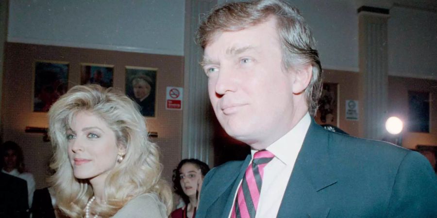 Donald Trump war während seiner Affäre mit Moore mit Marla Maples verlobt.