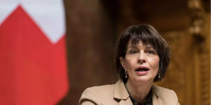 Die Verkehrsministerin Doris Leuthard findet das richterliche Ermessen der Raserdelikte seien heute zu eng.