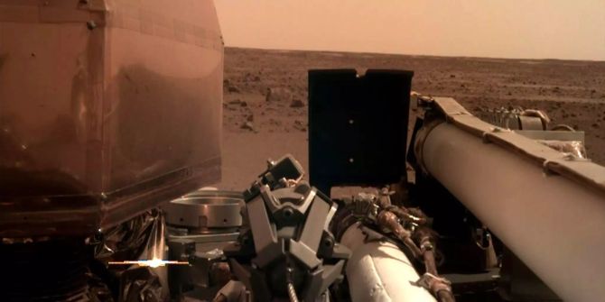 Dieses von der NASA zur Verfügung gestellte Foto zeigt ein Bild auf dem Mars, das der Nasa-Roboter «InSight» aufgenommen hat.