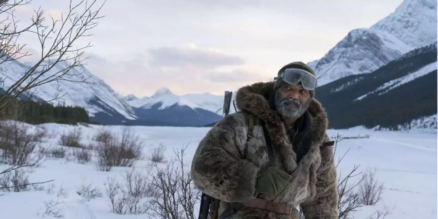 Russell Core (Jeffrey Wright) durchstapft Alaska in «Wolfsnächte».