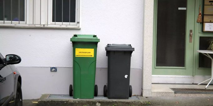 Abfall (Symbolbild). Abfall (Symbolbild).