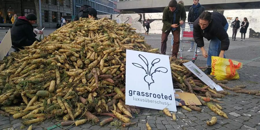 Easyjet versucht schon länger, den Food Waste in ihren Fliegern zu reduzieren.