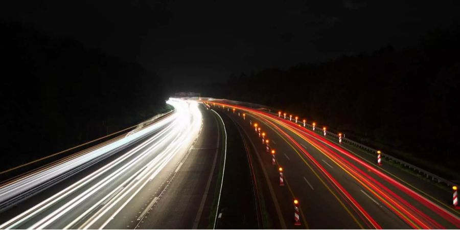 Auf zwei österreichischen Autobahnstrecken dürfen Autofahrer vorübergehend 140 km/h fahren.