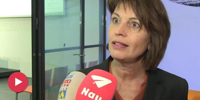 Leuthard erklärt - Warum die Billag genau 1 Franken am Tag kosten soll