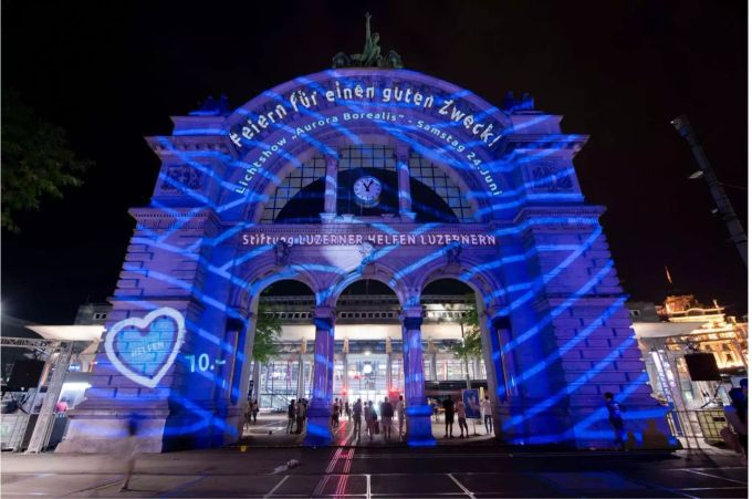 Statt Feuerwerk zählt das Luzerner Fest auf Licht-Spektakel. Statt Feuerwerk zählt das Luzerner Fest auf Licht-Spektakel.