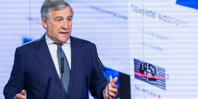 7 Mrd. - Tajani fordert Programm zur Schliessung der Mittelmeerroute