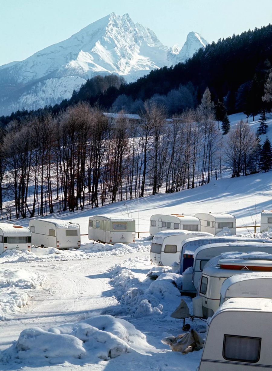 Camping mit Blick auf Berge