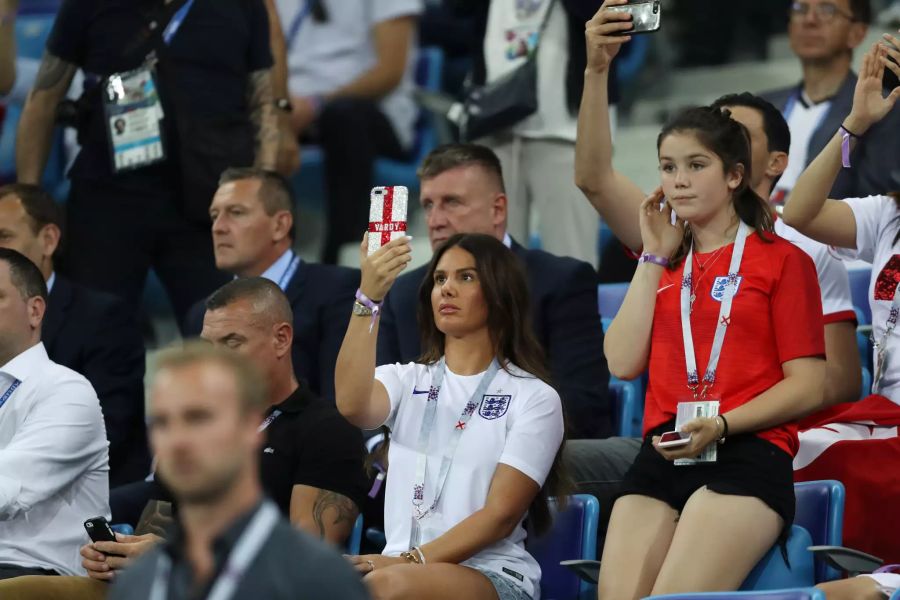 Becky Vardy ist die Ehefrau des englischen Nati-Spielers Jamie Vardy. Hier verfolgt das Model ein Spiel der englischen Nationalmannschaft an der WM 2018.