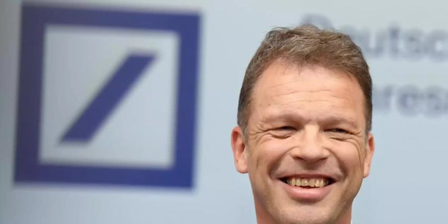Christian Sewing, Vorstandsvorsitzender der Deutschen Bank, bei der Bilanz-Pressekonferenz im Januar 2020. Foto: Arne Dedert/dpa